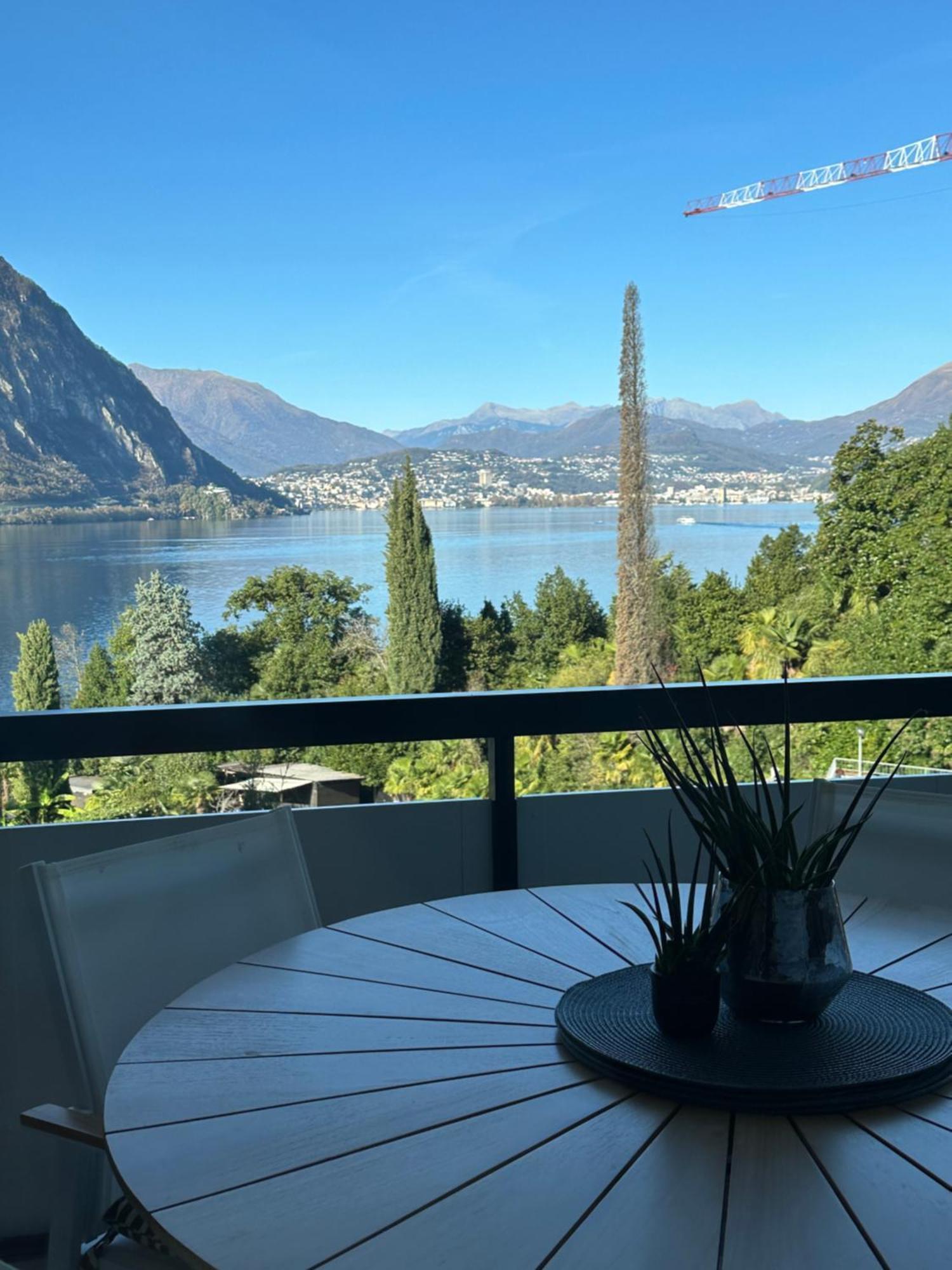 Bellavista Apartment Bissone Bagian luar foto